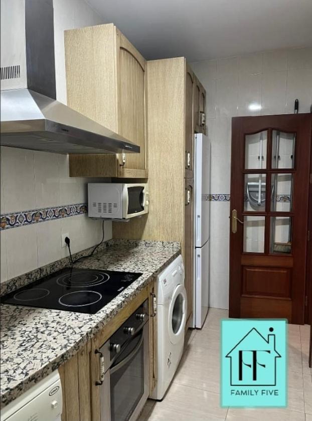 Family Five Apartment Кордоба Екстериор снимка
