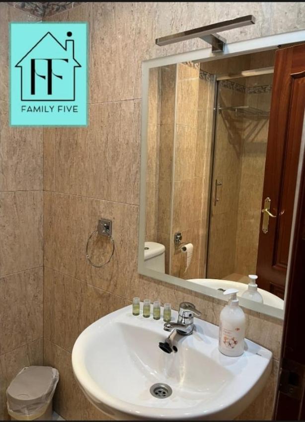 Family Five Apartment Кордоба Екстериор снимка
