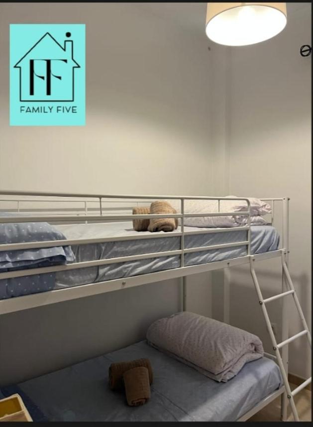 Family Five Apartment Кордоба Екстериор снимка